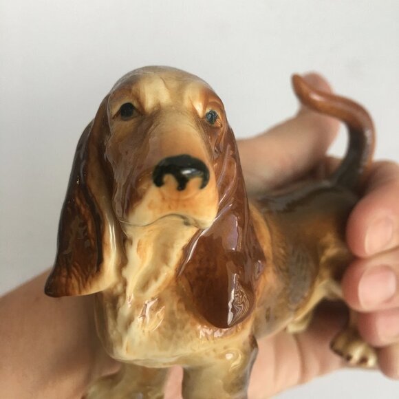 Vintage Dog Figurine Statue - 1950 Basset Hound - Picture 5 of 8
